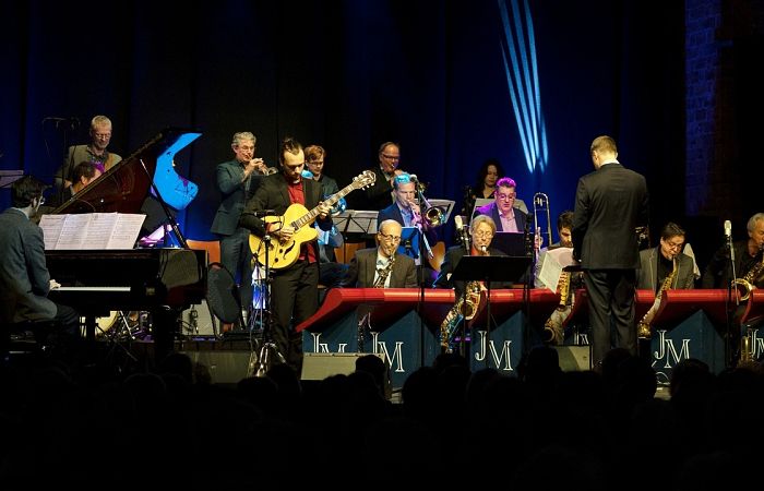 Molenaar Big Band met Denise Jannah en Ronald Douglas - zo15 nov 2026 in Cultuurkoepel, Heiloo - Concertcheck.nl